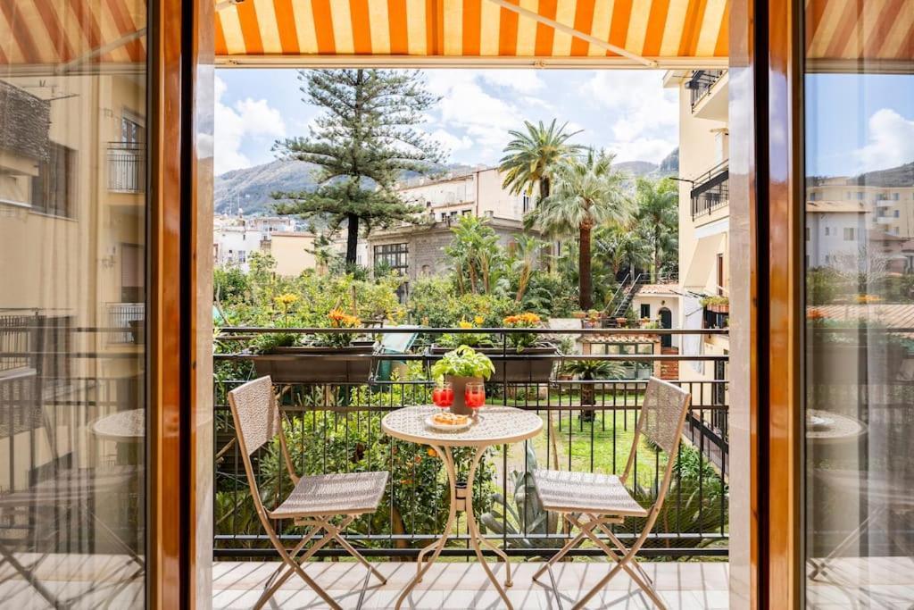 Appartamento Le Zagare Sorrent Exterior foto